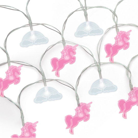 Гирлянда с лампочками Your Own Unicorn Гирлянда с лампочками Your Own UnicornДекор для стен, рамки-копилки<br>Уютный свет изменит настроение твоей комнаты как по волшебству! <br><br>В чём плюсы:<br> Длина гирлянды 1 метр.<br> Украшают гирлянду маленькие радуги и единороги.<br> Всего на гирлянде 10 волшебных лампочек.<br> Работает от 2 батареек АА (не входит в комплект).<br>Размер (ВхШхГ): 100 х 5,2 х 1,3 см. <br>Материал: пластик, стекло.<br><br>Вес г: 135