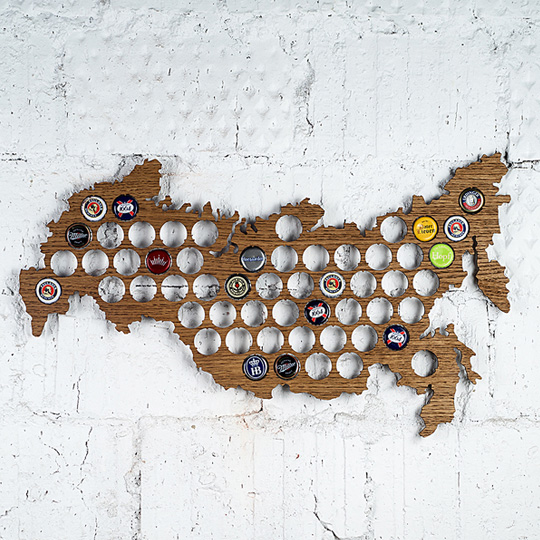 Копилка - карта для пивных крышек Beer Cap Map Копилка - карта для пивных крышек Beer Cap MapДекор для стен, рамки-копилки<br>В аккуратном открывании пивных бутылок теперь есть смысл, ведь есть такая замечательная копилка для них! Наполни её крышечками от своего любимого пива или же наоборот собери коллекцию неповторяющихся крышечек. В любом случае получится отличное украшение интерьера. <br>В чём плюсы:<br> На карте 56 отверстий под пивные крышечки.<br> Крепится к холодильнику с помощью магнитов.<br> Также есть дополнительные крепления с клеевым слоем, которые позволяют прикрепить карту к любой поверхности.<br> Оригинальный способ о...<br><br>Вес г: 575
