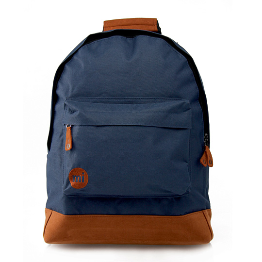 Рюкзак Classic Bright Colours / Navy Рюкзак Classic Bright Colours / NavyРюкзаки<br>Mi-Pac это классические рюкзаки креативного английского бренда, выполненные из прочных материалов и оригинальных тканей с яркими дизайнерскими принтами. Они легко вмещают в себя формат A4 и идеально подходят для учёбы, работы и путешествий!В чём плюсы: Изготовлен из прочного материала с водонепроницаемой пропиткой. Внутри:- вместительное основное отделение- карман для планшета или ноутбука средних размеров- небольшой кармашек для мелочей Снаружи удобный карман на молнии. Рюкзак надежно закрывается н...<br><br>Цвет: Navy<br>Вес г: 450
