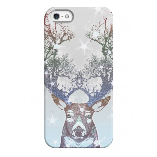 Чехол для телефона Snow Deer - iPhone 5,5S Чехол для телефона Snow Deer - iPhone 5,5SЧехлы для iPhone 5 / 5s / SE<br>Яркий и необычный дизайн согреет тебя красками даже в самый холодный вечер! Подними настроение себе, и сделай подарок своему гаджету, ведь зима близко.<br><br><br>В чём плюсы:<br> Приятный на ощупь и удобно лежит в руке.<br> Имеется доступ ко всем необходимым кнопочкам.<br> Сделан из невероятно прочного материала.<br> Рисунок особым способом нанесен на поверхность и никуда не денется в процессе ношения.<br> Заведи себе ручного снежного оленя!<br><br>Размер (ВхШхГ): 125 х 60 х 10 см.<br>Материал: поликарбонат.<br><br>Вес г: 42