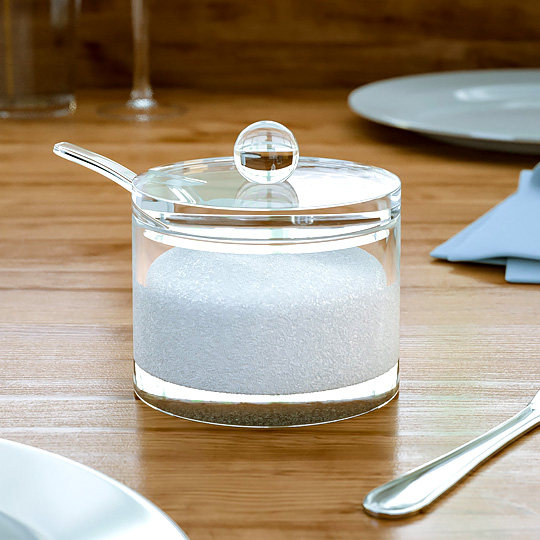 Сахарница с ложкой Sweet Сахарница с ложкой SweetСахарницы, солонки, соусники<br>Благородные и воздушные формы привычных аксессуаров добавят легкости твоей кухне. Удовольствие от каждой взятой сахаринки из этой чудной сахарницы!<br><br>В чём плюсы:<br> Воздушная сахарница с крышкой и ложечкой.<br> Лаконичный аксессуар не будет притягивать к себе больше внимания, чем полагается сахарнице и позволит сохранить уже имеющиеся цветовые акценты. <br> Вмещает 200 гр сахара.<br> Ложечка в наборе исключит случайное попадание лишней влаги в сахар.<br> Крышка плотно прилегает к стенкам баночки и защищает ...<br><br>Вес г: 295
