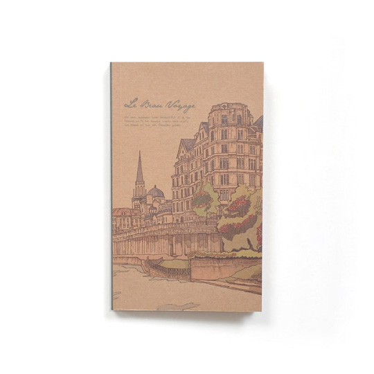 Тетрадь Le Bon Voyage / River Тетрадь Le Bon Voyage / RiverТетради<br>В чём плюсы: Всего 98 крафтовых страниц без линовки. Компактный размер позволяет брать блокнот куда угодно и делать заметки и зарисовки в любой ситуации. Невероятно красивая обложка будто нарисована от руки. Вдохновляет на творчество!Размер: 17,5 х 10,7 см.Материал: бумага.<br><br>Дизайн: River<br>Вес г: 160