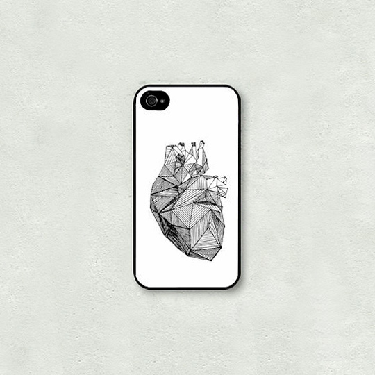Чехол для телефона Heart - iPhone 6,6S Чехол для телефона Heart - iPhone 6,6SЧехлы для iPhone 6 / 6s<br>Любишь быть оригинальным? Теперь есть отличная возможность выразить себя в выборе нестандартного чехла для iPhone.<br>Он с легкостью отразит твое сегодняшнее настроение, а благодаря широкой линейке дизайнов каждый найдет себе что-то по душе!<br><br><br>В чём плюсы:<br> Твой гаджет точно не останется незамеченным.<br> Прорезиненные края не позволят телефону внезапно выскользнуть рук.<br> Невероятно приятный на ощупь.<br> Есть доступ ко всем необходимым кнопкам и разъемам.<br> Упакован в стильную черную картонную коробо...<br><br>Вес г: 34