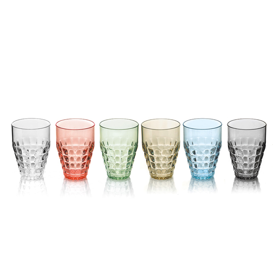 Бокалы Tiffany, набор 6 шт. Бокалы Tiffany, набор 6 шт.Чашки, кружки<br>В чём плюсы: <br> В наборе 6 бокалов. <br> Объем каждого - 510 мл. <br> Особый материал и коническая форма бокалов заставляет их светиться как-будто бы изнутри. <br> Изготовлены из высококачественного пластика, устойчивого к износу и повреждениям. <br> Идеально подойдут для использования каждый день - добавят яркий акцент пространству кухни или гостиной. <br> Набор изготовлен из пищевых материалов без содержания вредных примесей. <br> Можно мыть в посудомоечной машине. <br>Размер: 9 х 13 х 9 см.<br>Материал: пластик P...<br><br>Вес г: 706