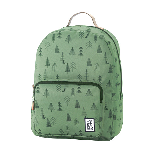 Рюкзак The Pack Society Classic / Green Tree Рюкзак The Pack Society Classic / Green TreeРюкзаки<br>Удобный и вместительный рюкзачок подойдет как для коротких прогулок, так и для выездов за город. Он заботливо будет хранить твой ноутбук, все необходимые вещи и приятные мелочи, которые понадобятся тебе в дороге.<br>А благодаря мягким лямкам спина не почувствует усталости!<br><br><br>В чём плюсы:<br> Объем рюкзака 18 литров.<br> Выполнен из прочной ткани с водоотталкивающей обработкой.<br> У рюкзака несколько кармашков:<br>- вместительное основное отделение на двойной молнии;<br>- отсек для ноутбука;<br>- накладной карм...<br><br>Дизайн: Green Tree<br>Вес г: 460