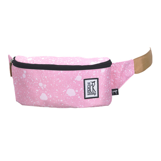 Сумка поясная The Pack Society Bum Bag / Coral Spatters Сумка поясная The Pack Society Bum Bag / Coral SpattersСумки и клатчи<br>Стильная поясная сумка (банан!) позволит тебе хранить самые необходимые и ценные вещи при себе, оставаясь мобильным.<br>Вероятно даже, что скорость твоего перемещения из точки А в точку В возрастет! А это очень важно при городском ритме жизни.<br><br><br>В чём плюсы:<br> Выполнена из прочной ткани с водоотталкивающей обработкой.<br> Вместительное основное отделение на молнии.<br> Нейтральная расцветка подойдет под любой образ и сезон.<br> Очень удобна в путешествиях и долгих пеших переходах.<br><br><br><br>Размер (ВхШхГ): ...<br><br>Дизайн: Coral Spatters<br>Вес г: 140
