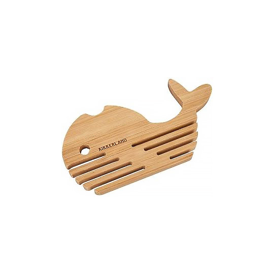 Подставки под стаканы Bamboo Whale, набор 4 шт. Подставки под стаканы Bamboo Whale, набор 4 шт.Дл ча и кофе<br>Стильный набор подставок под горчее дл твоей гостеприимной кухни!<br><br>В чём плсы:<br> В наборе 4 подставки в виде милых китов.<br> Подставки прочные и жёсткие, надёжно защитт поверхность от горчей посуды, так что никаких следов не остаетс.<br> Поверхность подставок легко протираетс влажной трпочкой, если на ней останутс разводы.<br> Станут великолепным дополнением к сервировке стола.<br>Размер: 3,1 х 1,3 х 5,6 см.<br>Материал: бамбук.<br><br>Вес г: 128