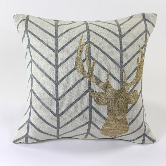Подушка 'Golden Deer'