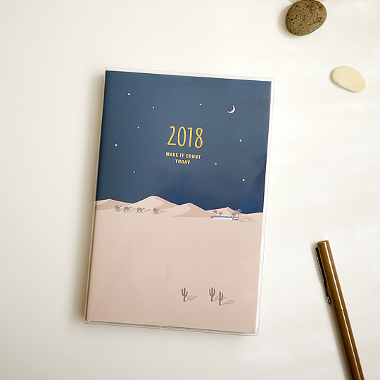 Ежедневник датированный 2018 Count Today / Desert Ежедневник датированный 2018 Count Today / DesertДатированные 2018<br>В чём плюсы:<br> Датирован на 2018 год.<br> В ежедневнике 168 страниц.<br> Продуман до мелочей и включает в себя:<br>- календарь на 2018 и 2019 года - 2 стр;<br>- план на год - 2 стр;<br>- планирование по месяцам - 26 стр;<br>- план на неделю - 136 стр;<br>- страничка в конце ежедневника с персональными данными;<br> У ежедневника плотная обложка, которая поможет ему не потерять вид за целый год использования.<br> При необходимости, ежедневник можно без труда раскрыть на 360 градусов. <br> Компактный размер позволяет везде...<br><br>Дизайн: Desert<br>Вес г: 287