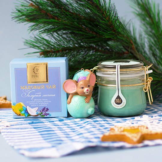 Набор подарочный 'Blue lagoon', мёд, чай, ёлочная игрушка