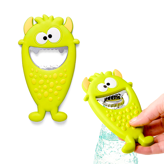 Открывалка магнитная 'Monster loves to drink' / Лайм