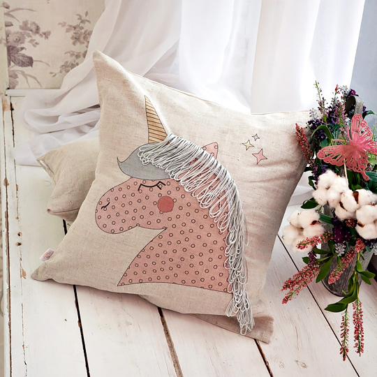 

Подушка льняная 'Unicorn' / Розовый