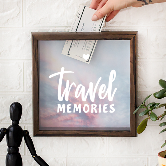 

Рамка-копилка темная 'Travel memories' / Небо