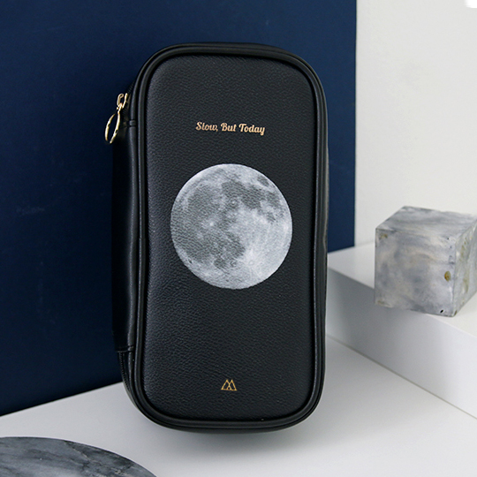 Косметичка 'But Today' / Moon