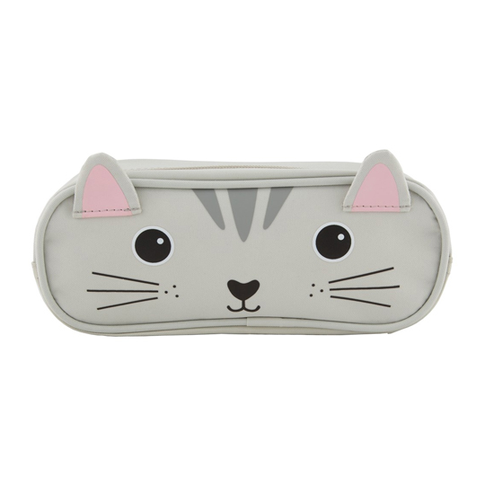 Пенал Nori Cat Пенал Nori CatКанцелярские мелочи<br>Очаровательный котенок поможет носить все нужные письменные принадлежности и делиться отличным настроением с окружающими!<br>В чём плюсы:<br> Надёжно застёгивается на молнию с удобной собачкой.<br> Пенал вмещает около 15 ручек или карандашей.<br> Плотный материал защитит ваши письменные принадлежности.<br> Приятное оформление пенала будет поднимать настроение каждый день и делать рабочий процесс веселее.<br>Размер: 6 х 21 х 3,5 см.<br>Материал: полиуретан.<br><br>Вес г: 74