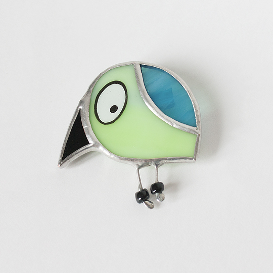 Брошь витражная 'Funny Birdie'