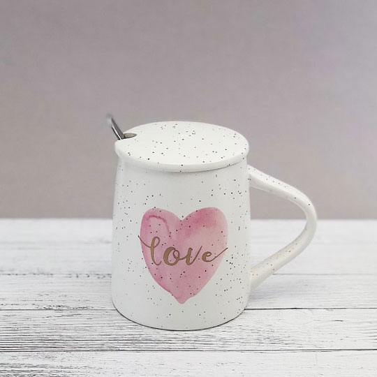 Кружка с крышкой 'Love'