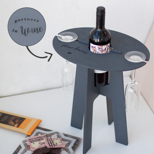 Столик-подставка под бутылку и бокалы 'Partners in Wine'