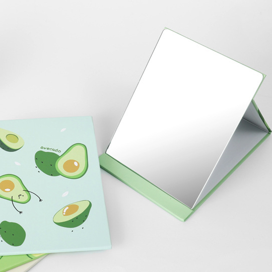 Зеркало настольное 'Funny Avocado'