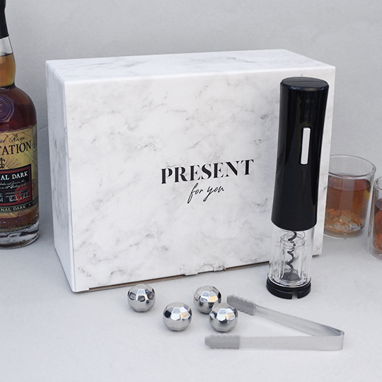 

Набор подарочный 'Confident', штопор и камни для виски