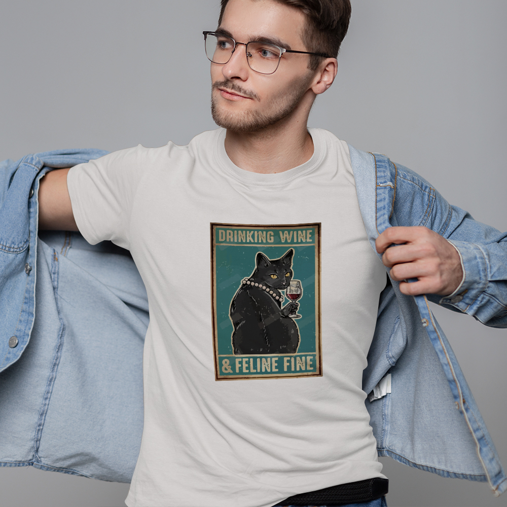 Футболка унисекс 'Cat with Wine' 