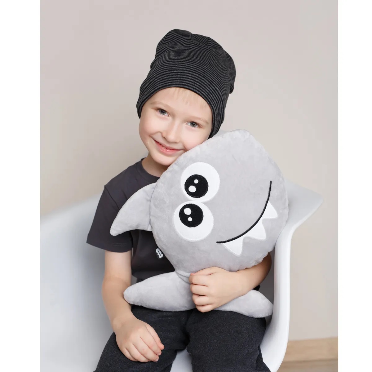 Игрушка мягкая  'Акула Сквиш'