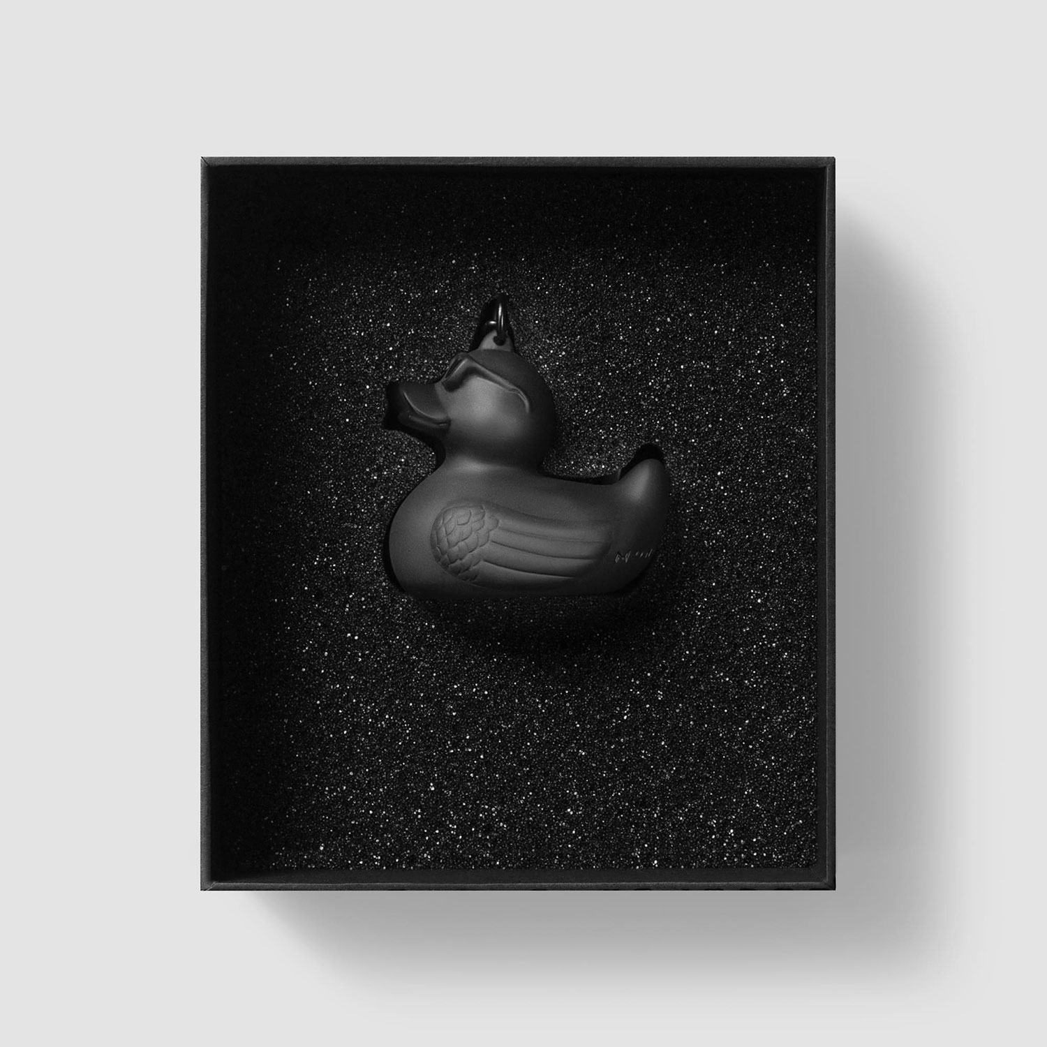 Брелок 'Black Duck in Glasses'