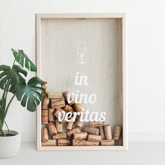 Рамка-копилка для винных пробок 'In vino veritas'