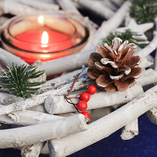 Подсвечник 'December is here'