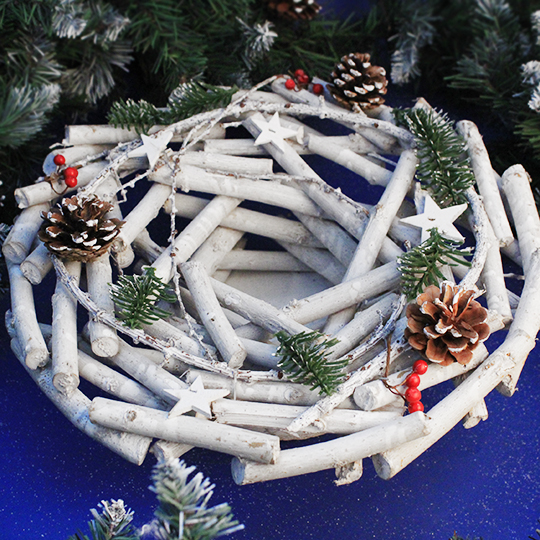 Подсвечник 'December is here'