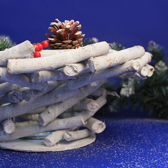 Подсвечник 'December is here'