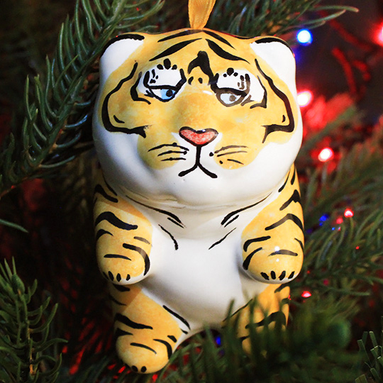 Игрушка елочная керамическая 'Little Tiger'