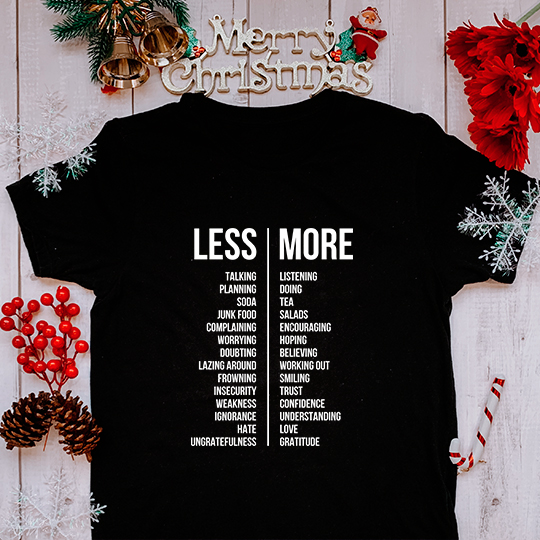 Футболка унисекс 'Меньше,больше'