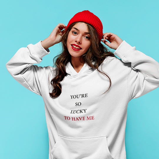 Толстовка унисекс 'Lucky to have me'