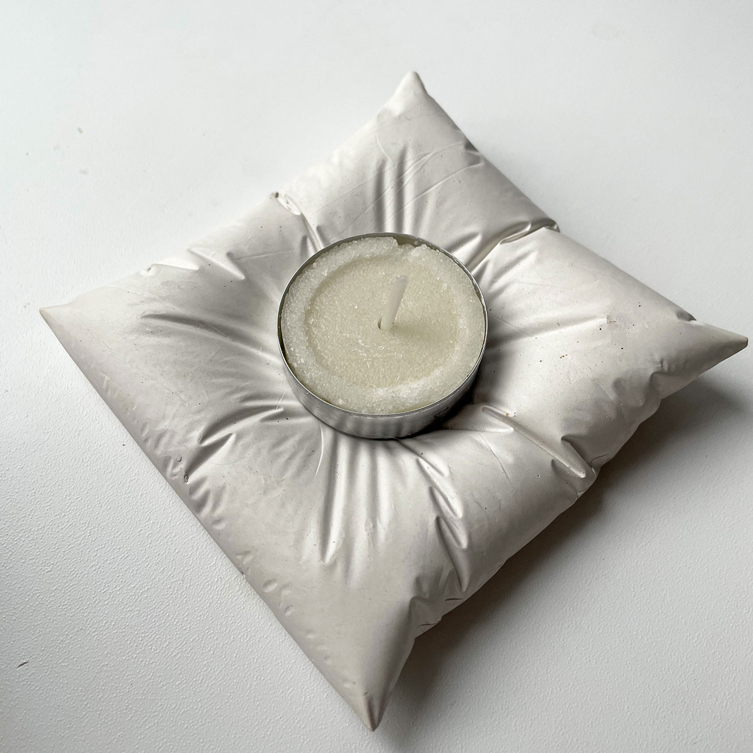Подсвечник 'Pillow', цвет белый